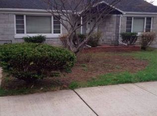 55 Bradley Ave, Meriden, CT 06451