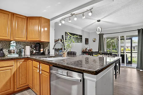 9050 NW 28th St #123 Photo 1 9050 NW 28th St #123 Photo 1