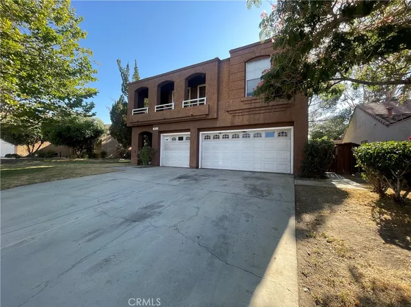 38903 Barrington St, Palmdale, CA 93551