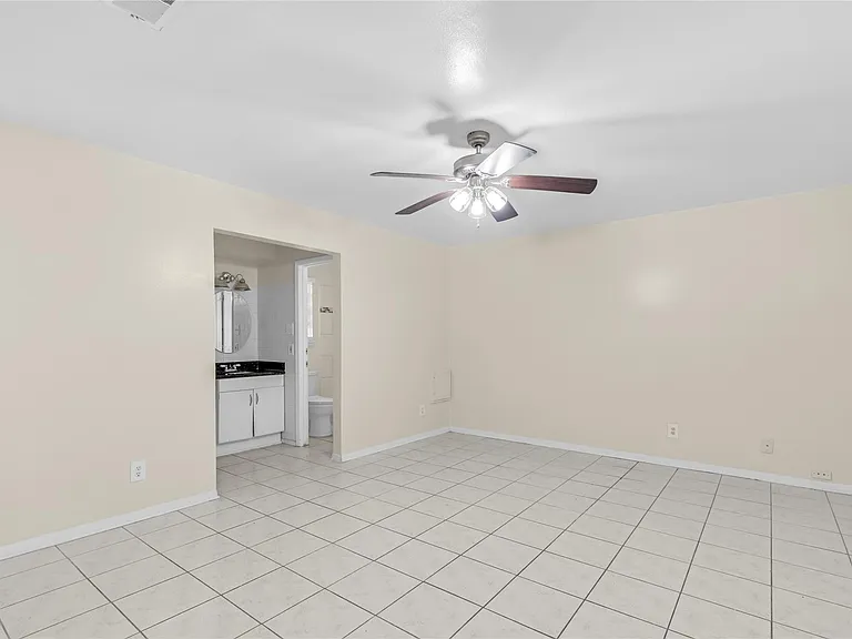 10606 Beckfield Dr — Photo 28