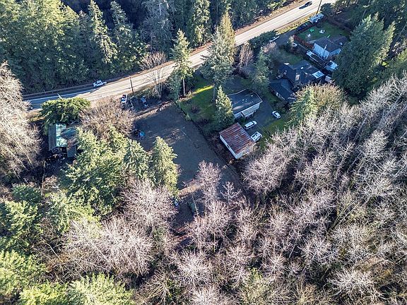 2nd image of 2645 Cumberland Rd