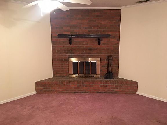 5th image of 309 Garden Hill Dr