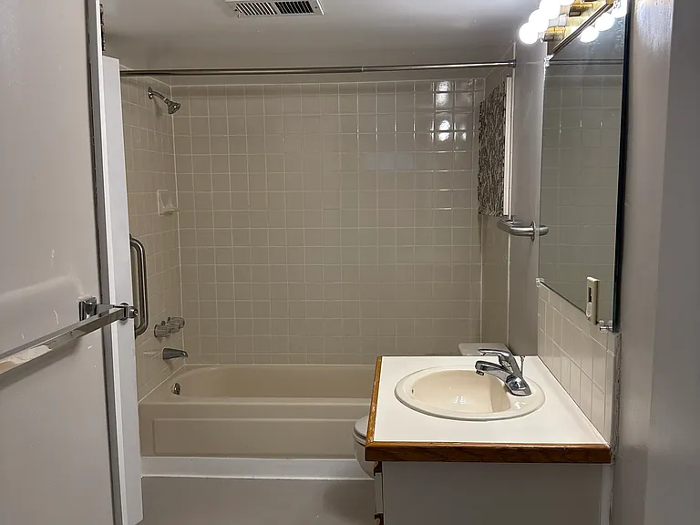 13675 W 67th Cir — Photo 15