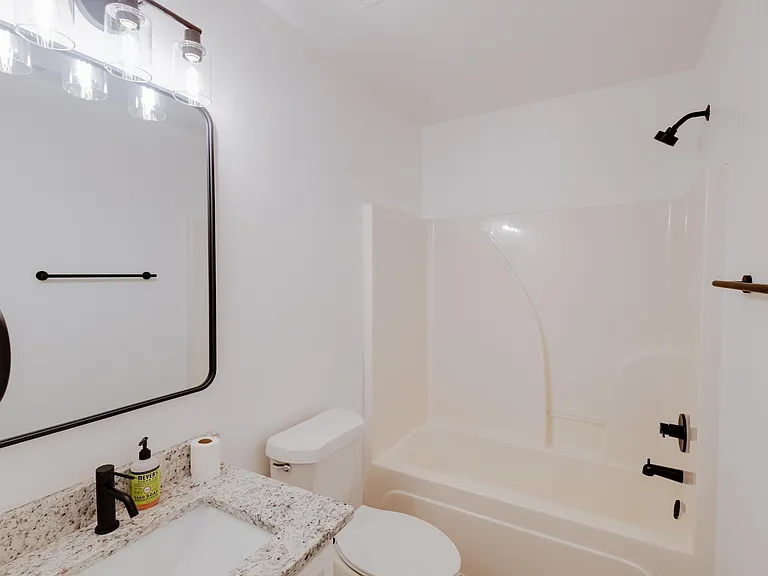306 E Southern Trace Dr — Photo 9