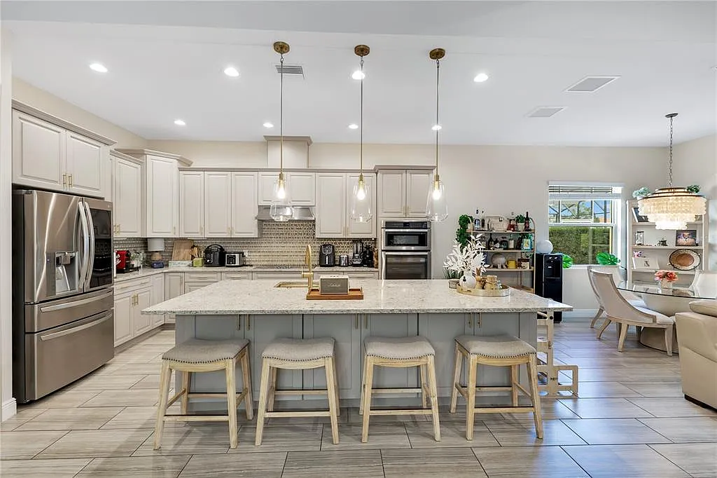 3 bed, 2.5 bath, 2293 sqft, $3,850 — Photo 4
