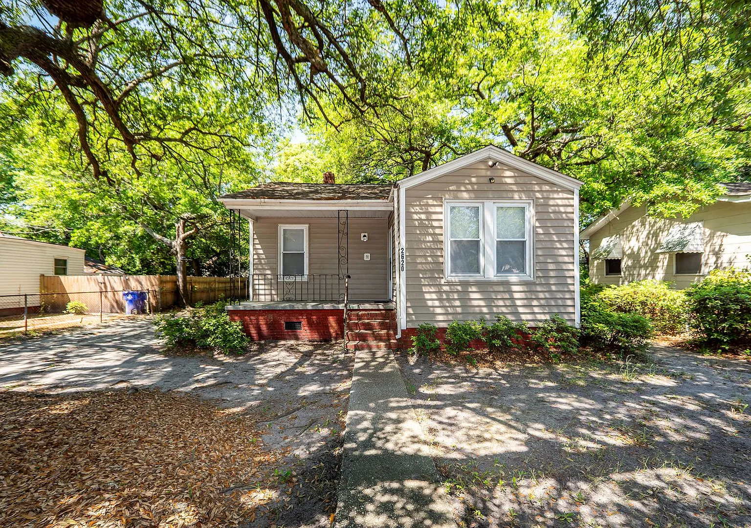3 Bedroom, 1 Bathroom Home in Dorchester Terrace - North Charleston — Photo 2