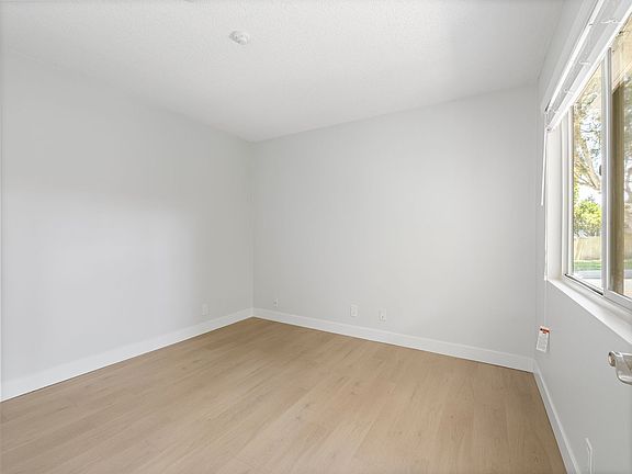 4th image of 1822 Spreckels Ln APT 4