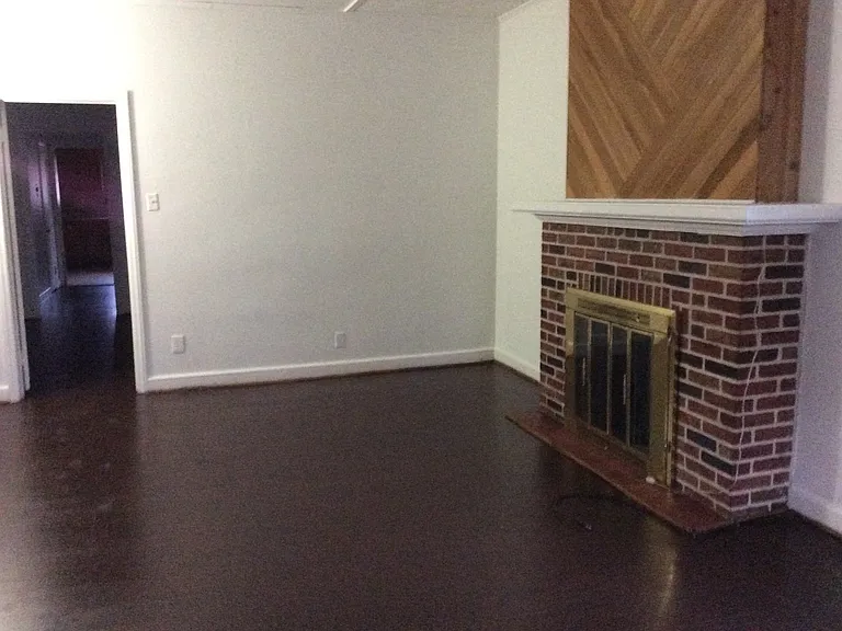 729 W Poplar St #1 — Photo 10
