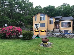 743 River Rd, Mystic, CT 06355