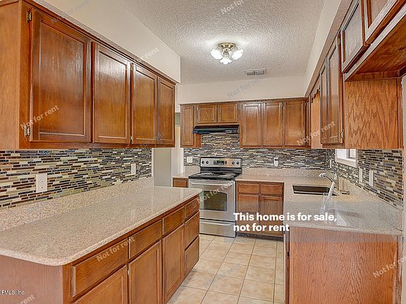 2nd image of 2884 Warrior Dr