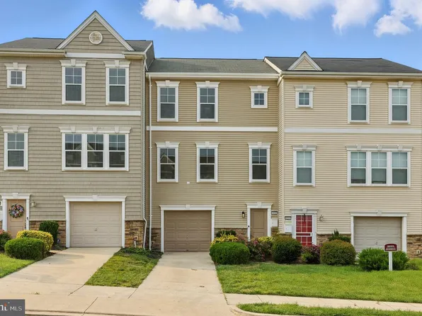 402 Woodcrest Dr SE, Washington, DC 20032