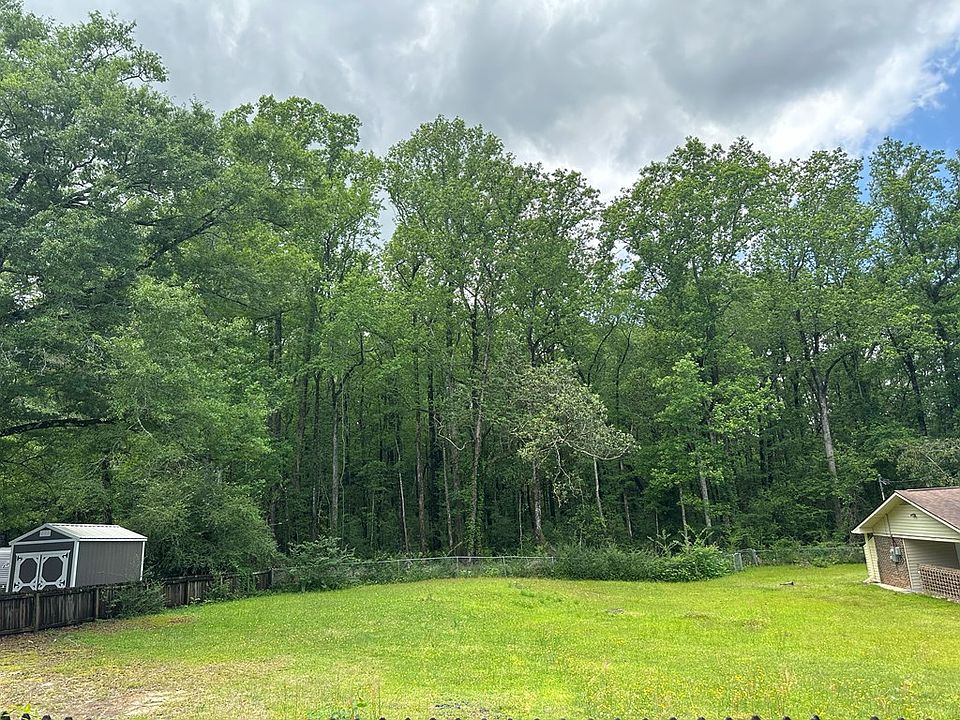 2nd image of Woodland Dr