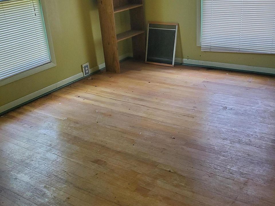 211 E North St, Albion, MI 49224 MLS 22006186 Zillow