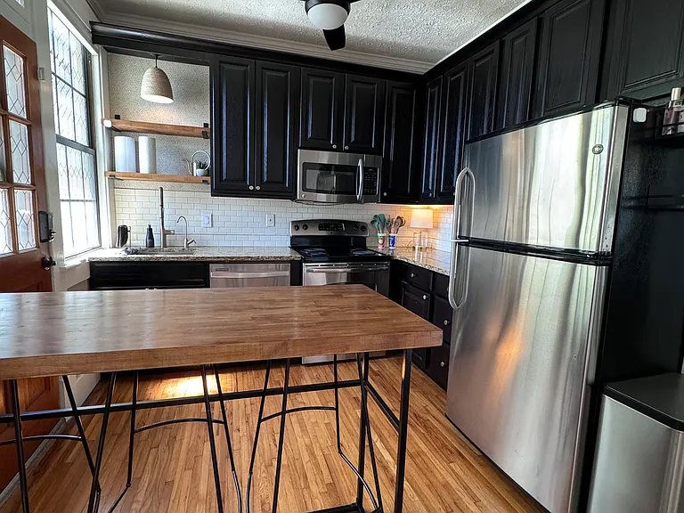 1711 18th Ave S #B1 — Photo 3