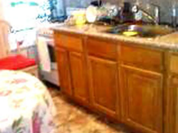 3039 Ocean Parkway image 1 of 11