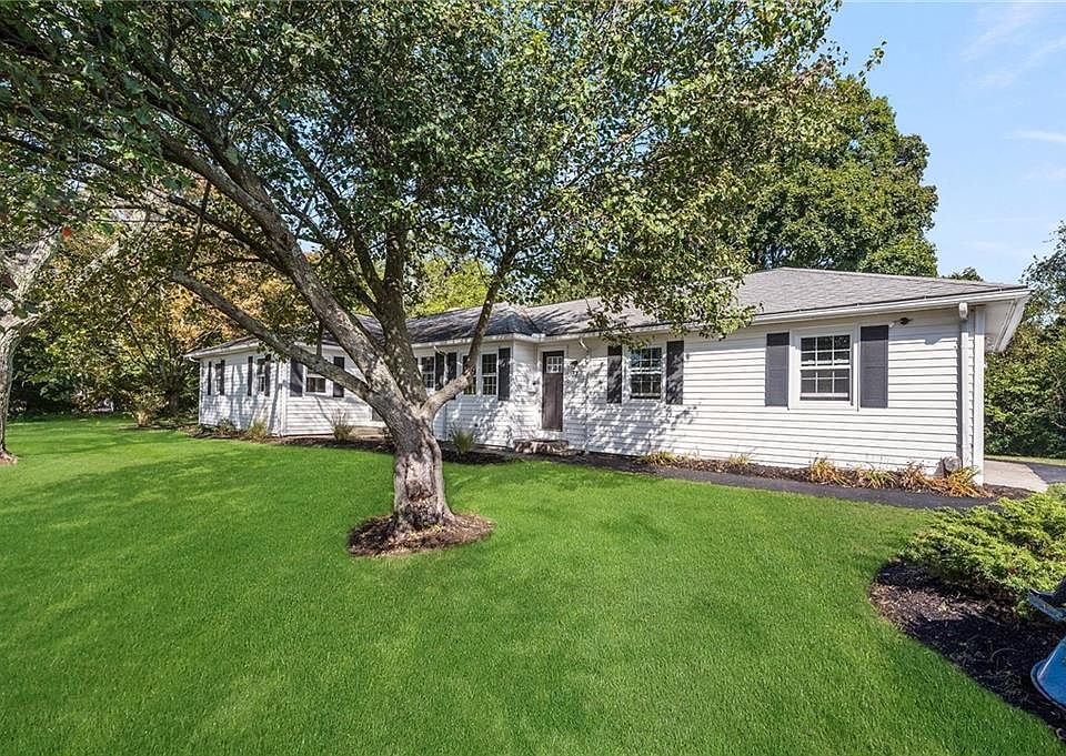 31 Old County Rd, Barrington, RI 02806 Zillow