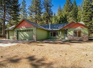 133 S Old Stage Rd, Mount Shasta, CA 96067