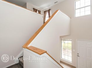 18 Erin Ln, East Setauket, NY 11733