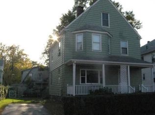 9 Calumet St, Quincy, MA 02170