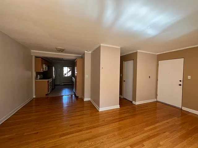 6350 N Ridgeway Ave #2S — Photo 6