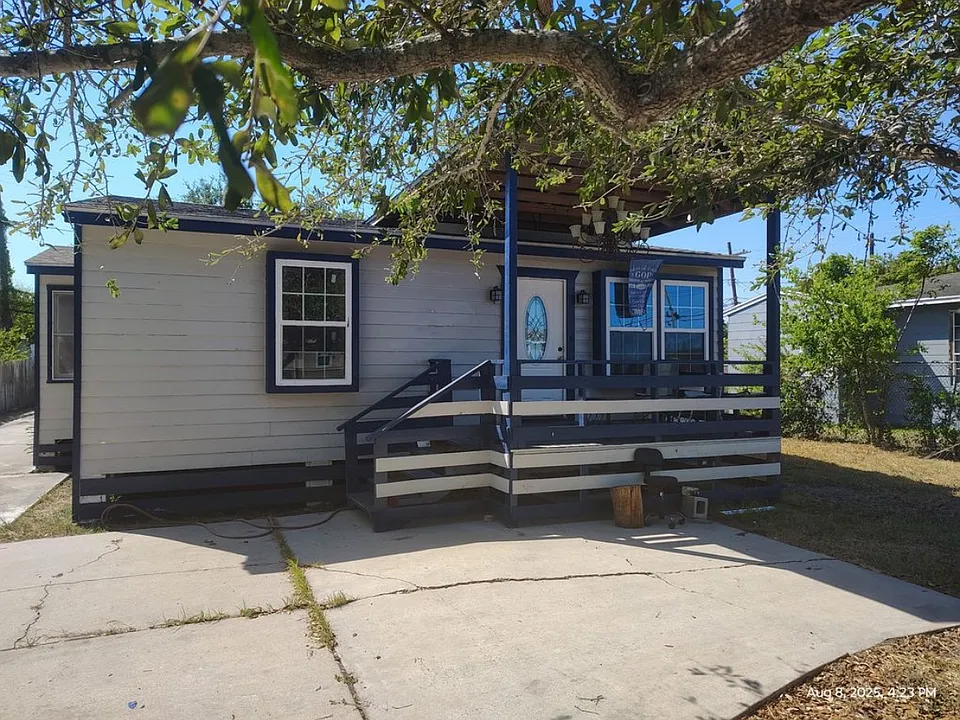 1305 Melbourne Dr #1