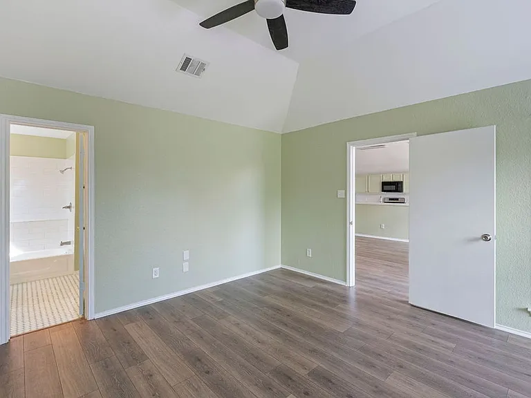 2215 Patsy Pkwy — Photo 11