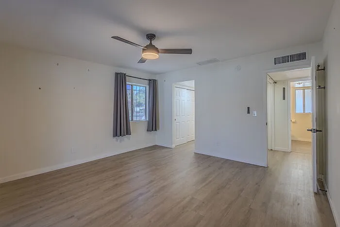 1321 N Paseo Maravilloso — Photo 12