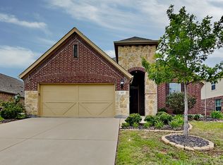 457 Rockaway Dr, Midlothian, TX 76065