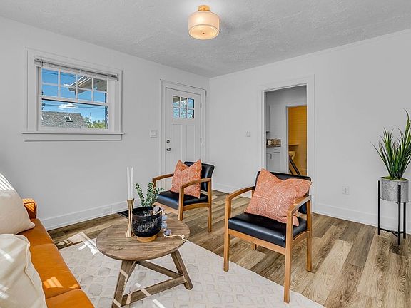 3rd image of 26 N Morgan St