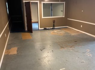117 Burr Oak Dr #2, Elgin, TX 78621