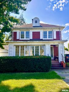 1305 W Lafayette Ave, Jacksonville, IL, 62650