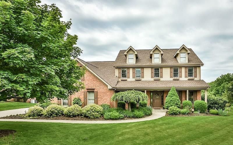 1st image of 123 Oakhaven Dr