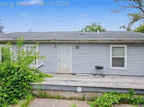 14322 Auburn St, Detroit, MI 48223