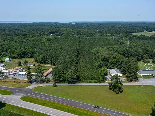 66 Mary Ball Rd, White Stone, VA 22578