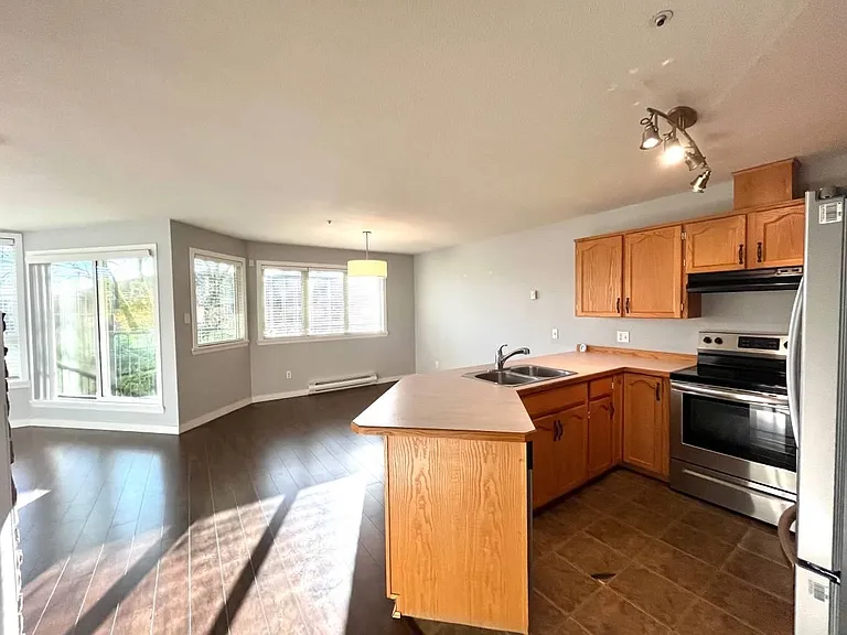 11595 Fraser St — Photo 1