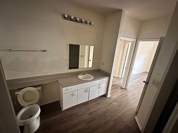 5th image of 122 Vista Verdi Cir Unit 112