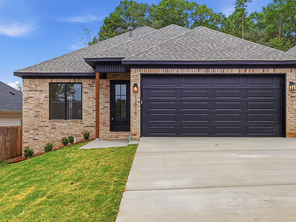 13015 Arthur Ln