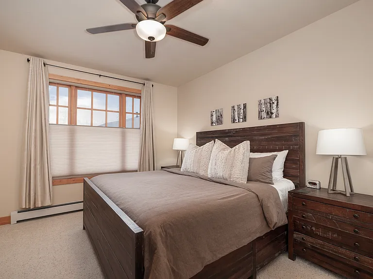 505 N Lupine Ln — Photo 8