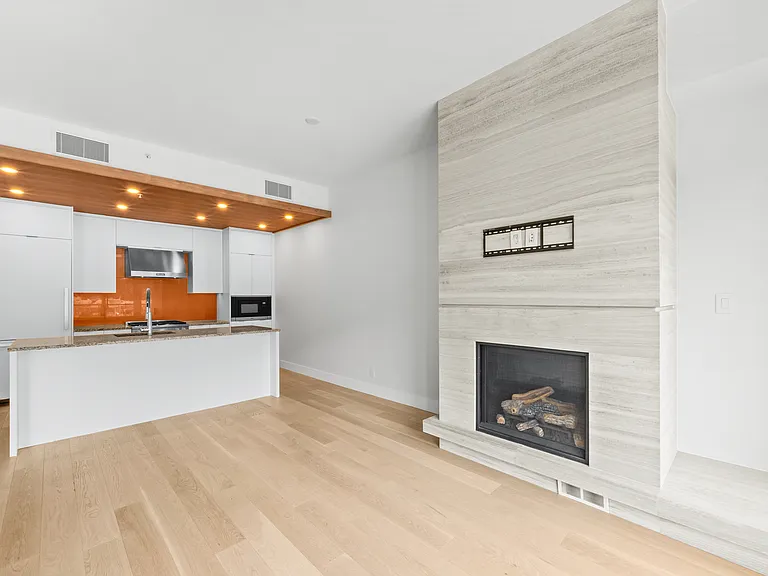 6707 Nelson Ave #407 — Photo 2