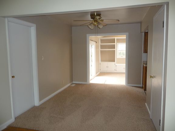 2nd image of 10817 Broadway St