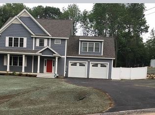 8 Timberlane Dr, Bedford, NH 03110