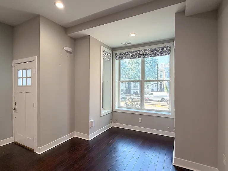 48 New York Ave NW #B — Photo 7