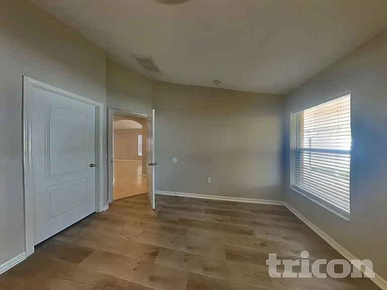12532 Evington Point Dr — Photo 7