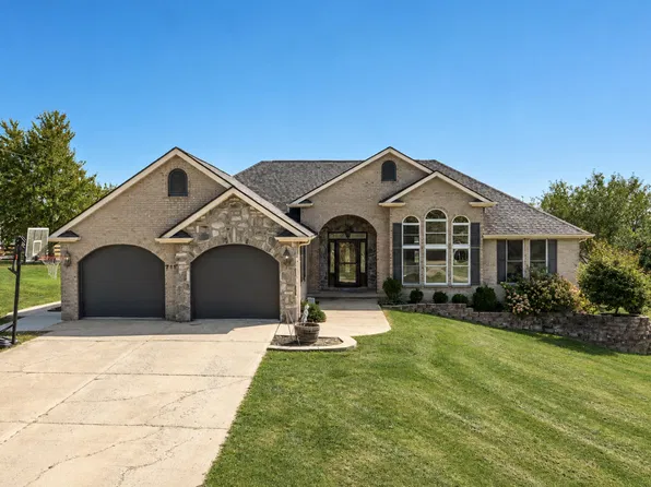 715 Heritage Dr, Sparta, KY 41086