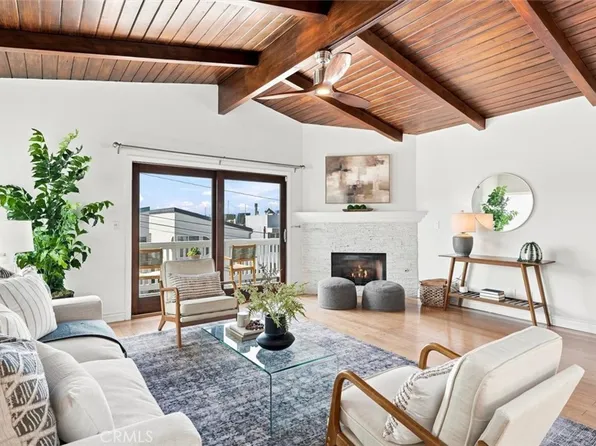 2026 Hillcrest Dr, Hermosa Beach, CA 90254