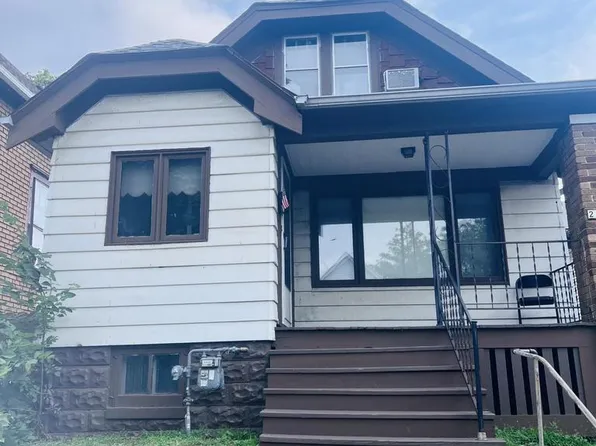 2156 S 16th STREET, West Milwaukee, WI 53215