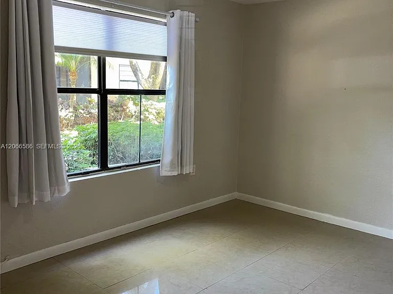15591 SW 105th Ter #511 — Photo 10