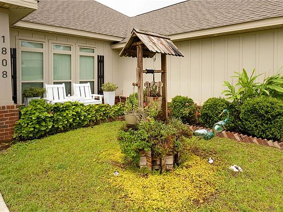 5th image of 1808 Gwin Ct