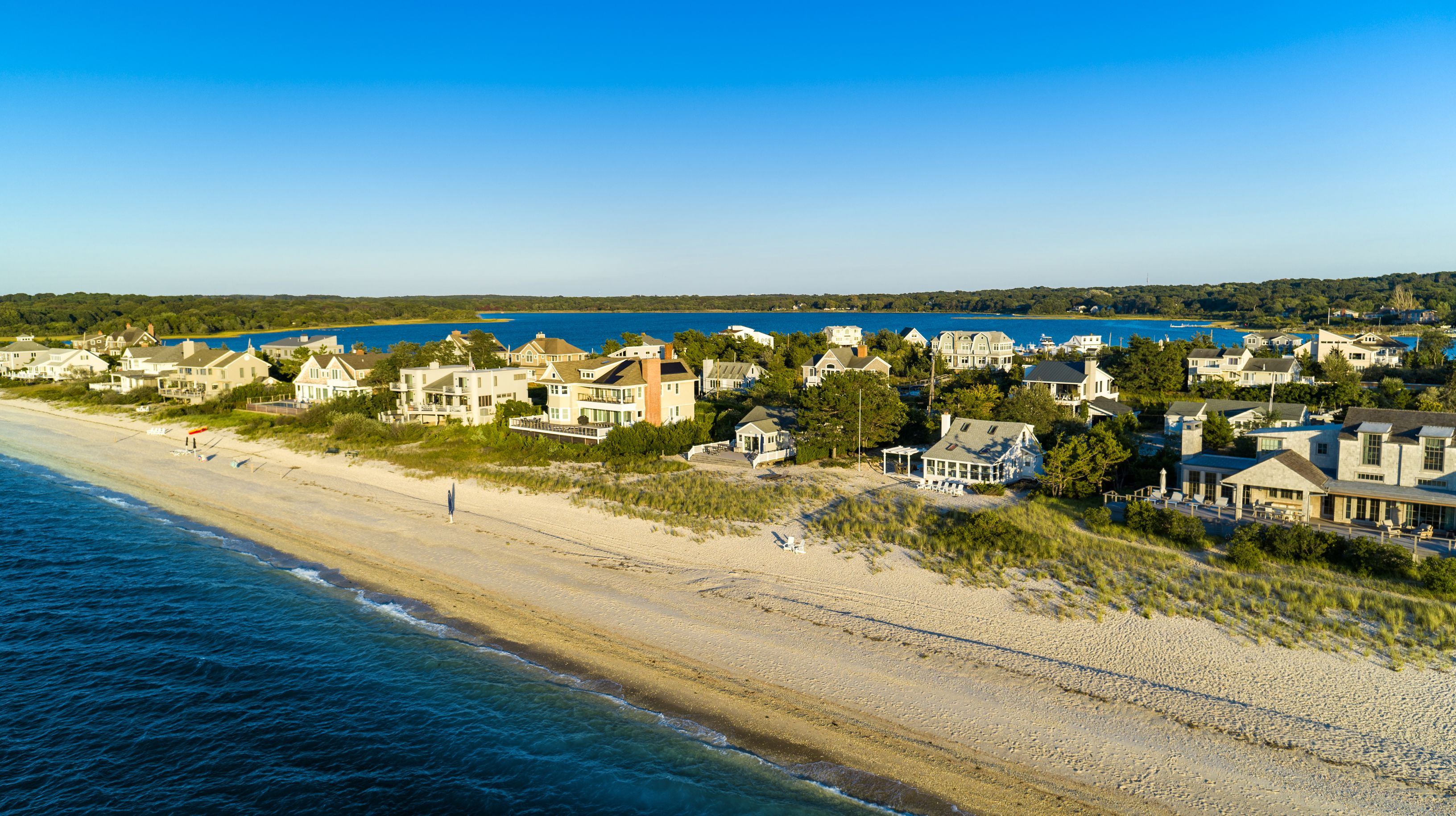 19 Sandgate Ln, Southampton, NY 11968 Out East