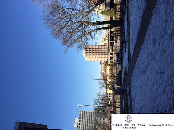 5th image of 2315 Harney St APT 105